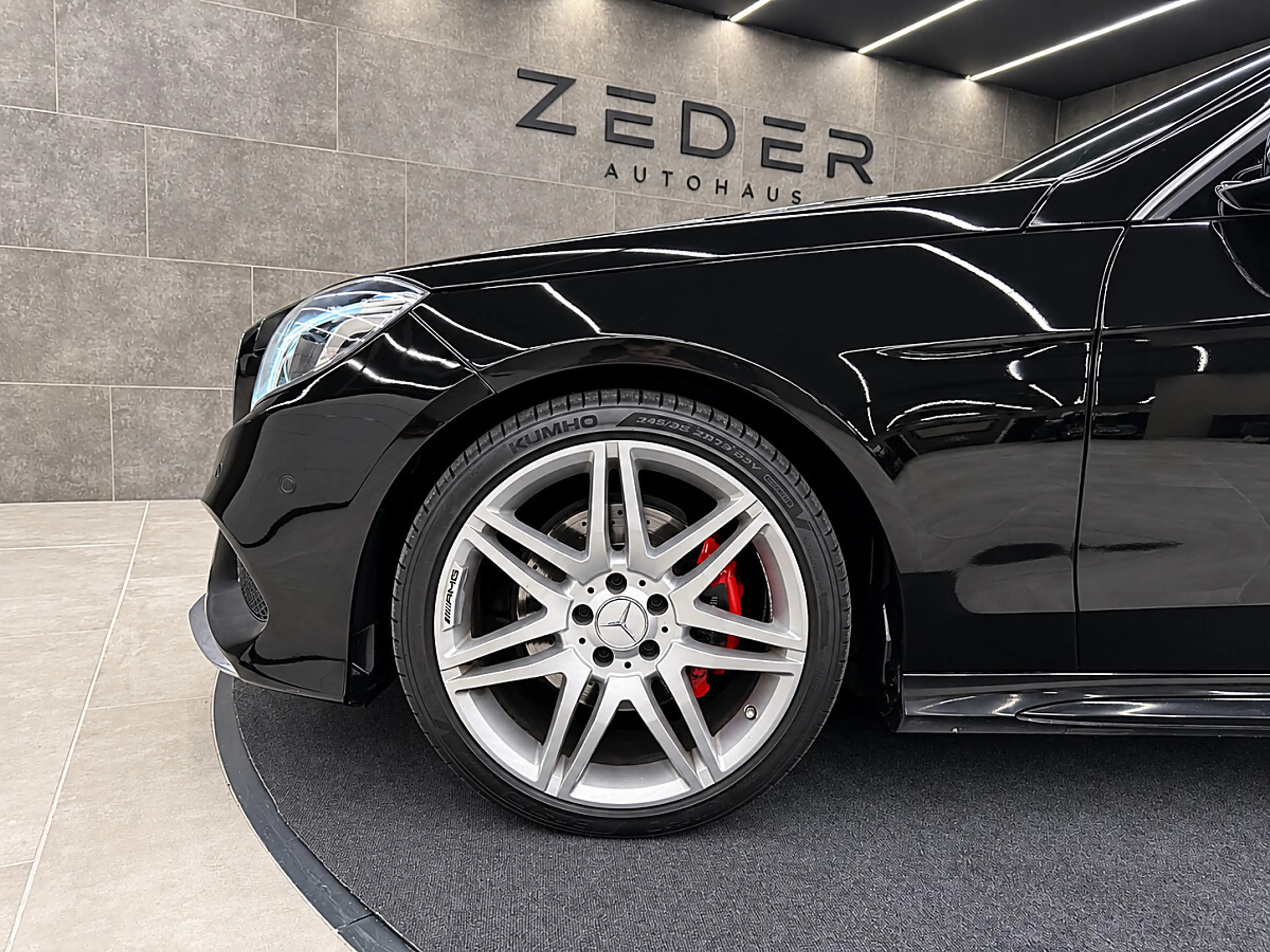 Mercedes-Benz E 220 Aut. 4MATIC |AMG-LINE|LED ILS|COMAND — photo 13