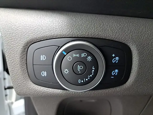 Ford Tourneo Custom view 10