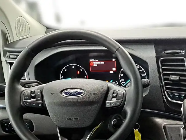 Ford Tourneo Custom view 14