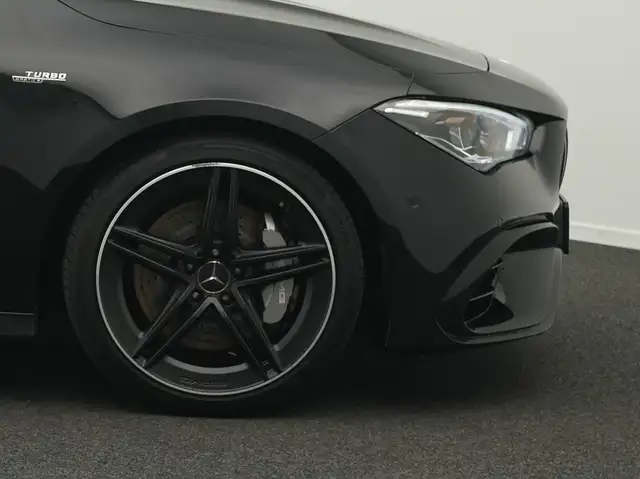 Mercedes-Benz Cla view 8
