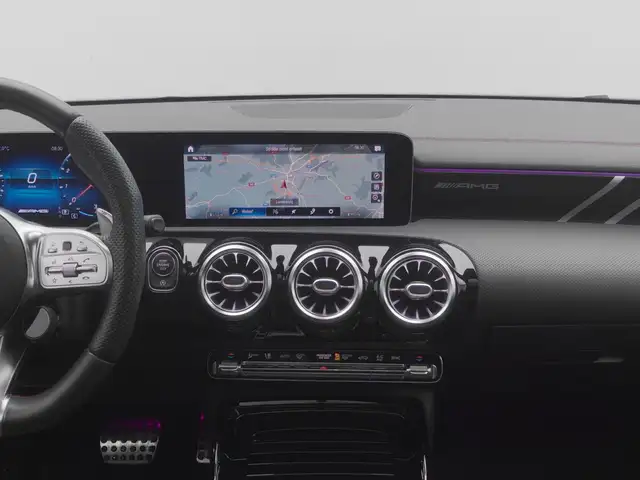 Mercedes-Benz Cla view 20