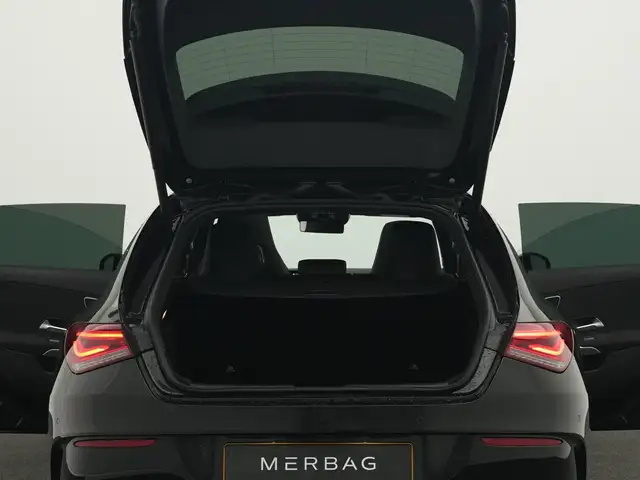 Mercedes-Benz Cla view 17