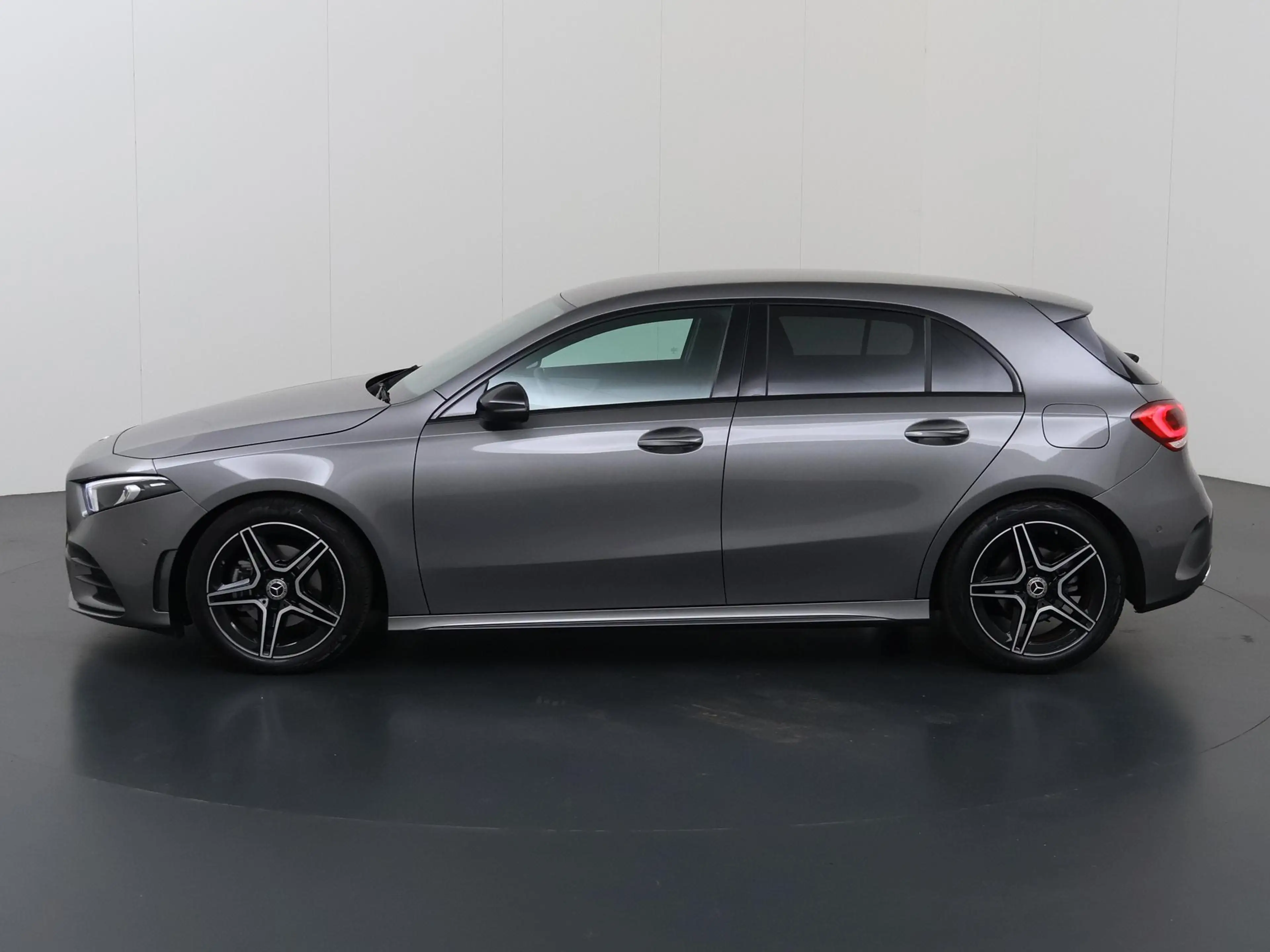 Mercedes-Benz A 180 Business Solution AMG | Night | Getint glas | Stoe — photo 5