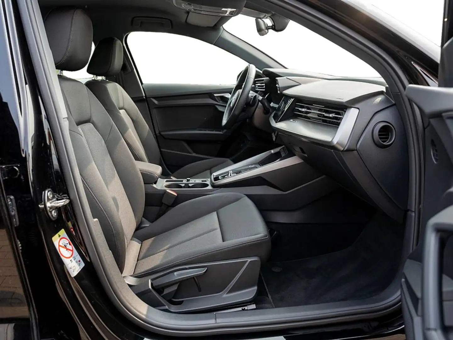 Audi A3 Sportback 40 TFSI e LED Navi Temp. Noir - 2