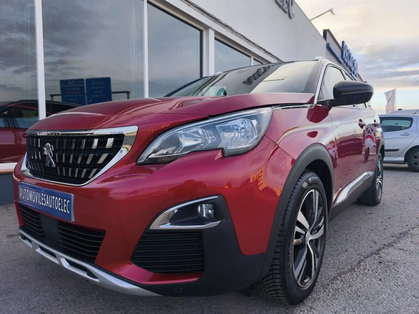 Peugeot 3008 1.5 130 CV Burdeos - 1