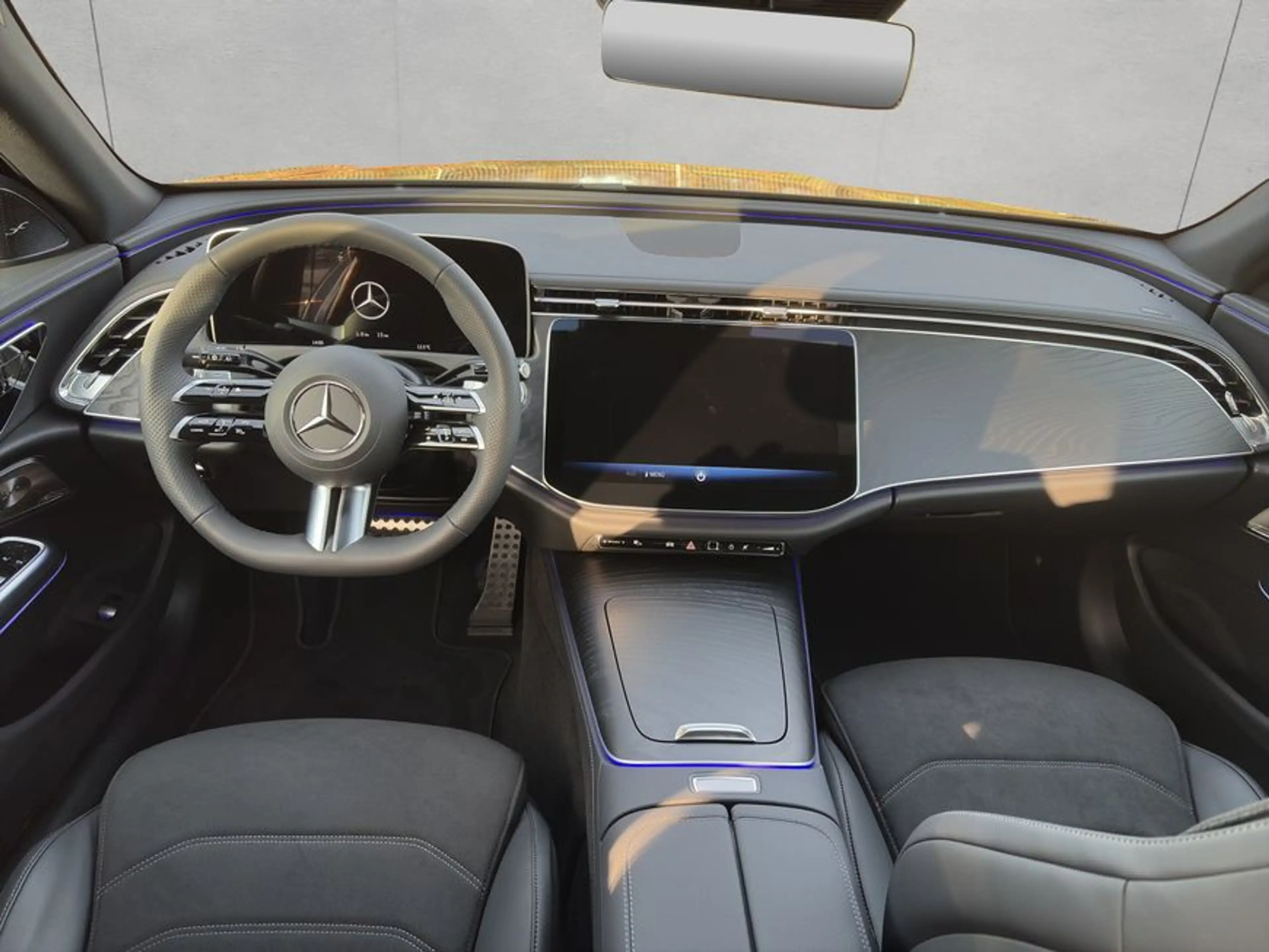 Mercedes-Benz E 200 E-Klasse — photo 13