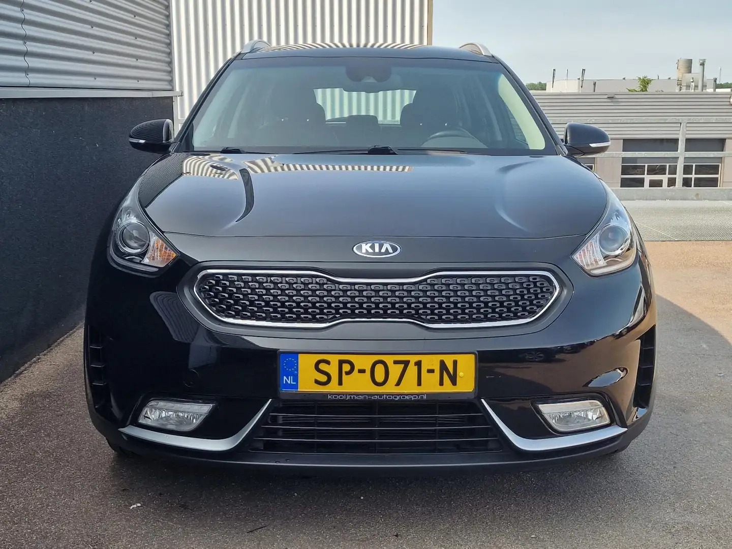 Kia Niro 1.6 GDi Hybrid DynamicLine Trekhaak, 1e eigenaar, Nero - 2