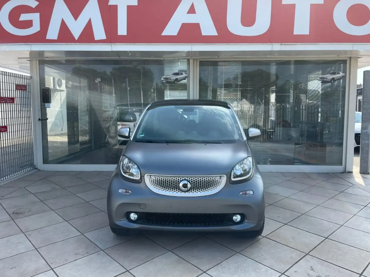 smart forTwo 1.0 71CV PASSION LED PANORAMA CERCHI 15" Grijs - 2