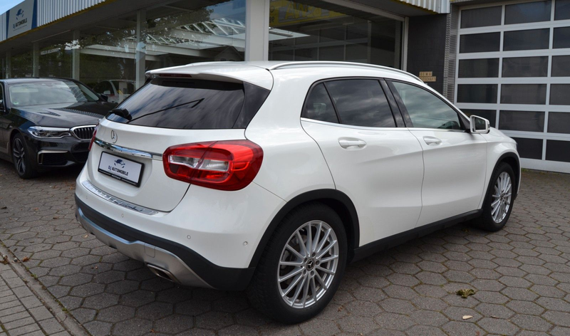 Mercedes-Benz GLA 180 GLA180*Kamera*AHK*wenig KM*Tempomat*Automatik* — photo 8
