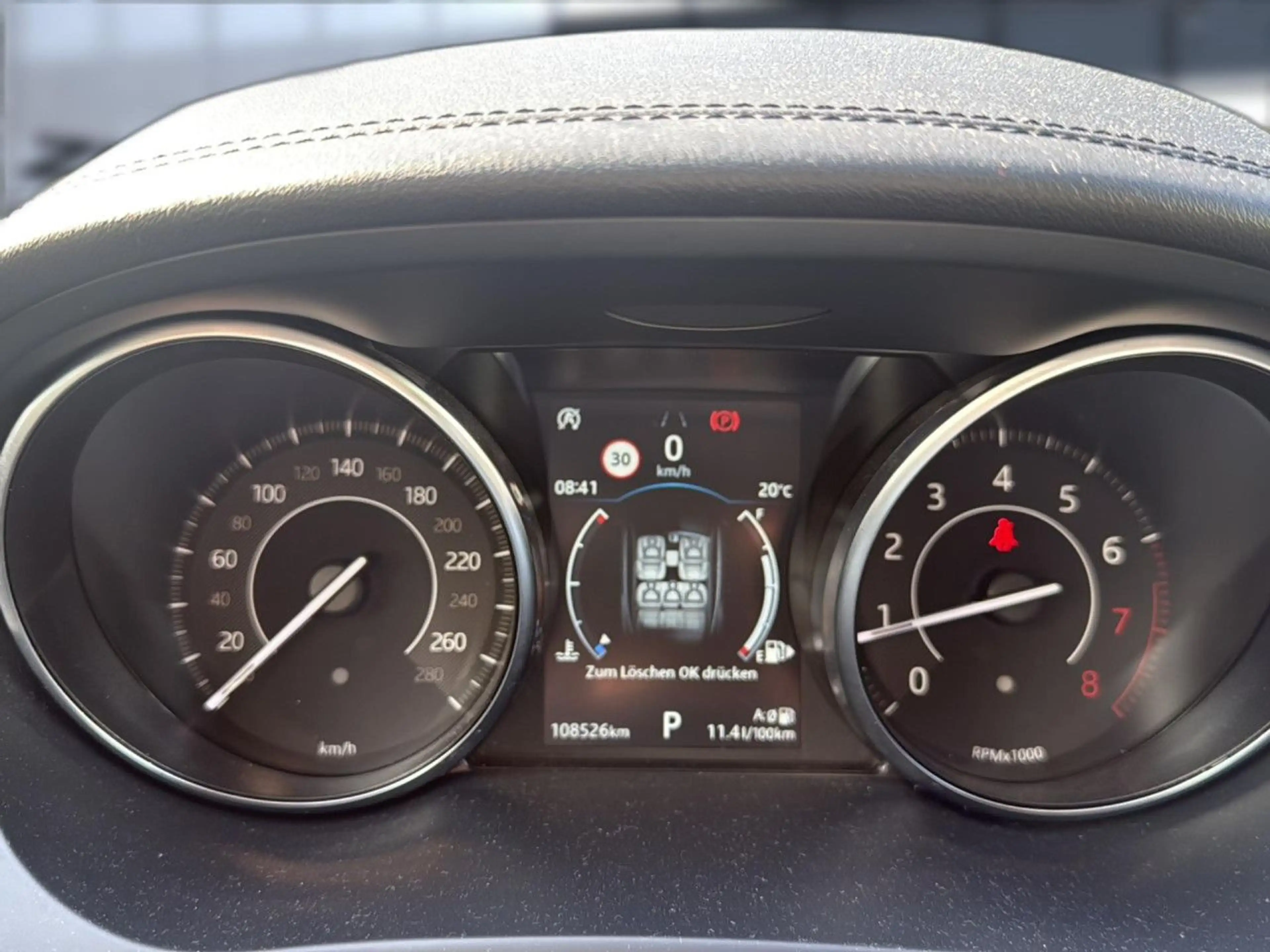 Jaguar E-Pace P200 AWD S Bluetooth Navi LED Vollleder — photo 7