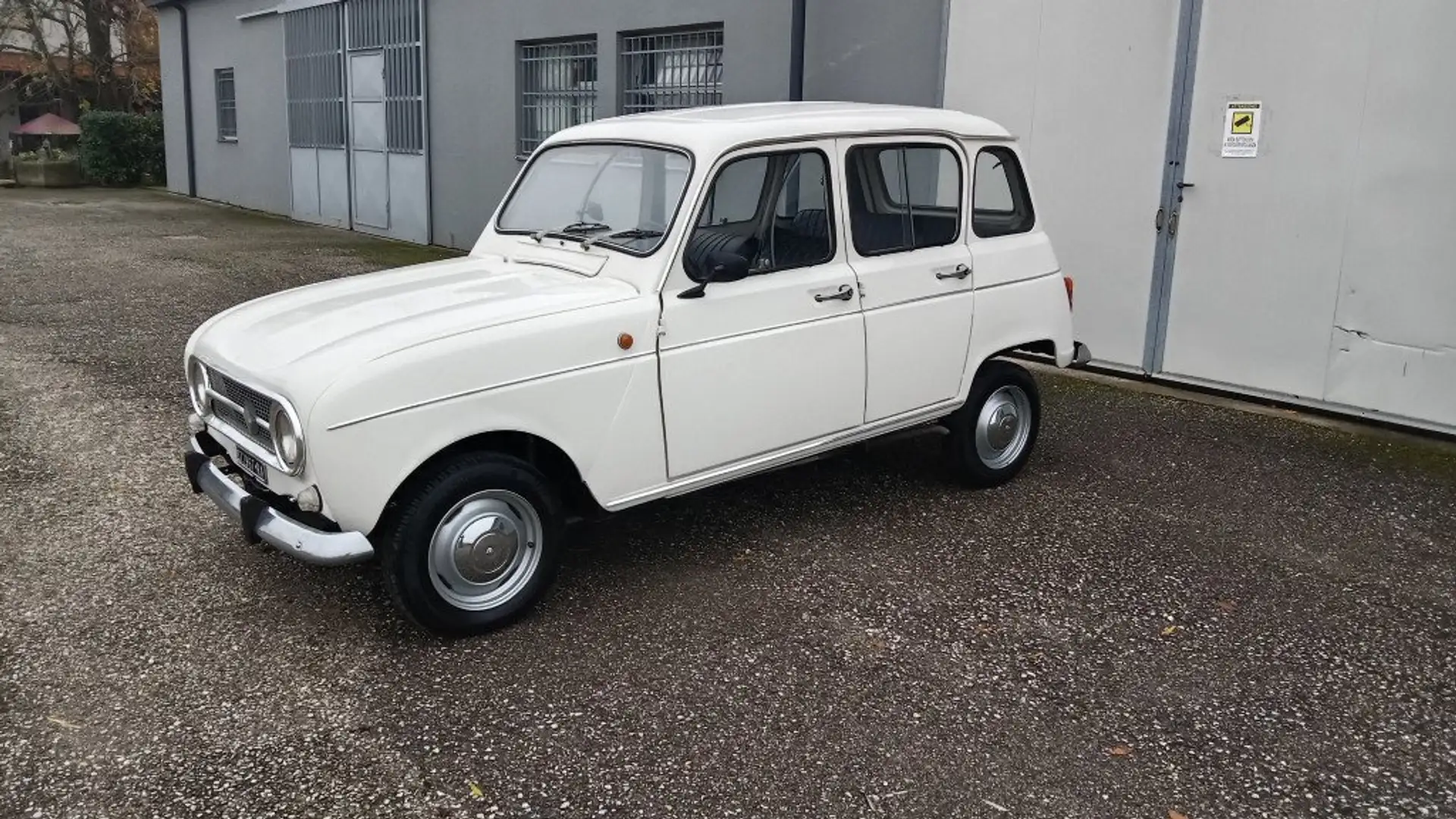 Renault R 4 mod.- Export Blanc - 2