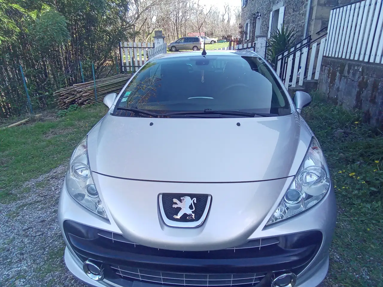 Peugeot 207 CC 1.6 THP 16V 150ch Sport Pack