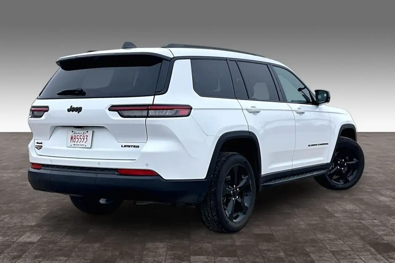 Jeep Grand Cherokee снимка Jeep Grand Cherokee