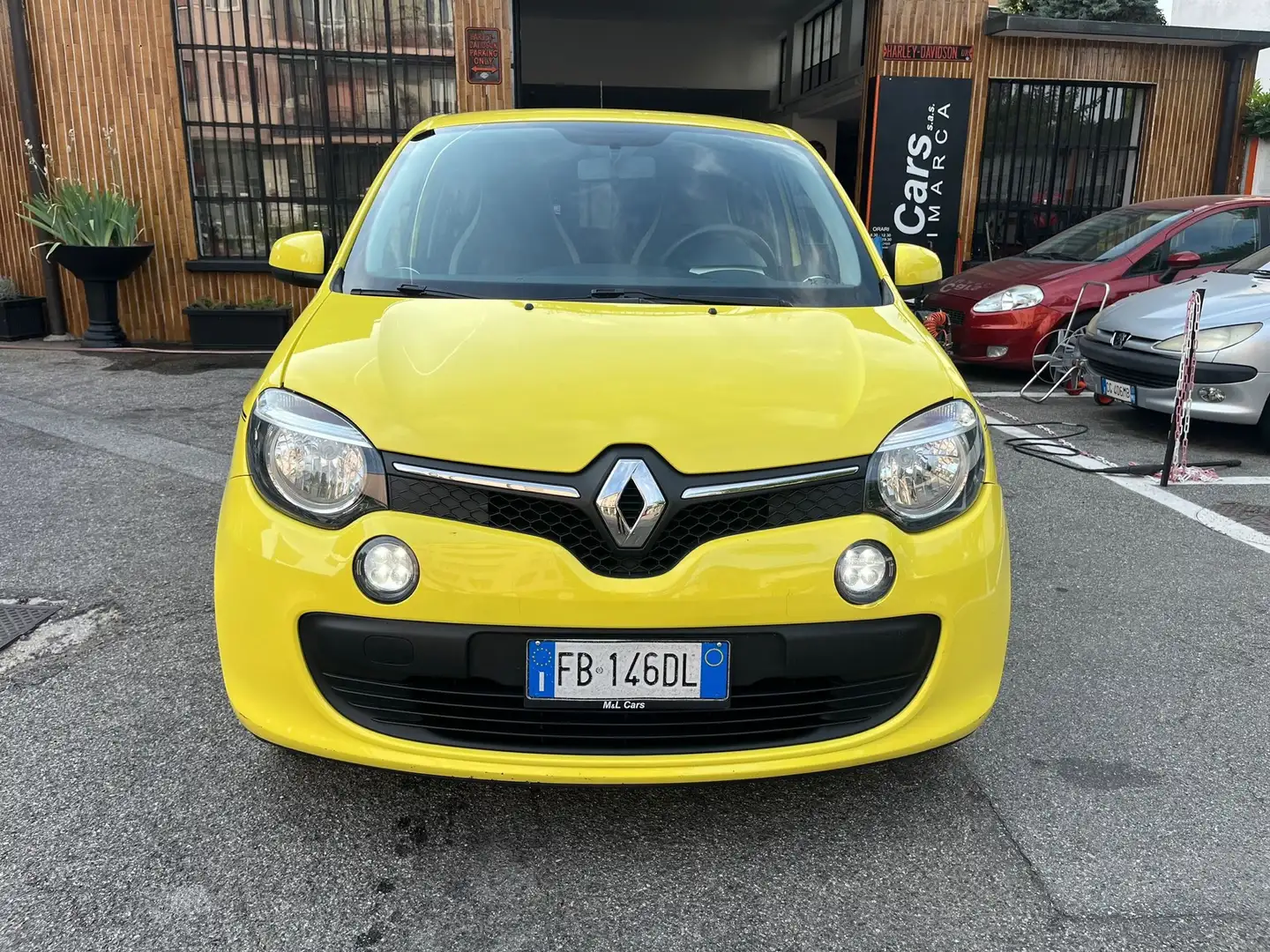 Renault Twingo 1.0 sce Intens (Energy) S&S 69cv Žlutá - 2