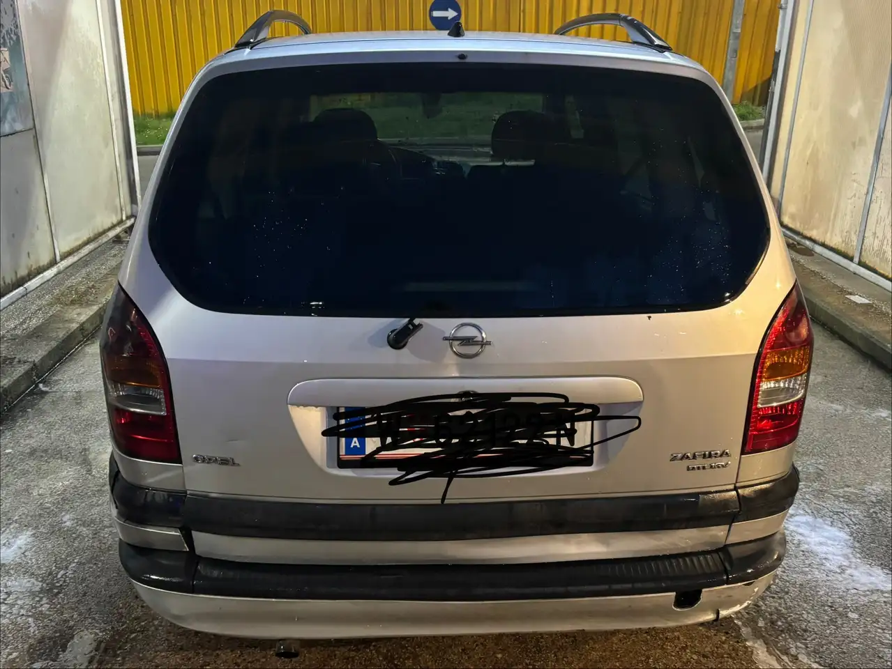 Opel Zafira 2,0 16V DTI, foto 3