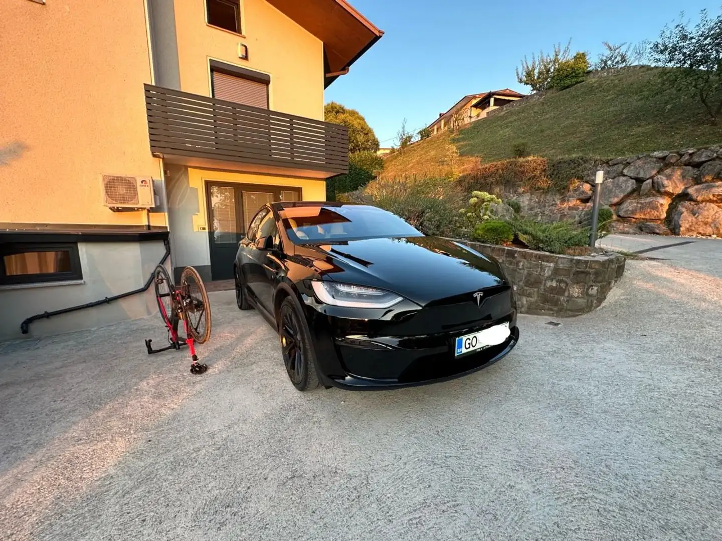 Tesla Model X Plaid Negro - 1