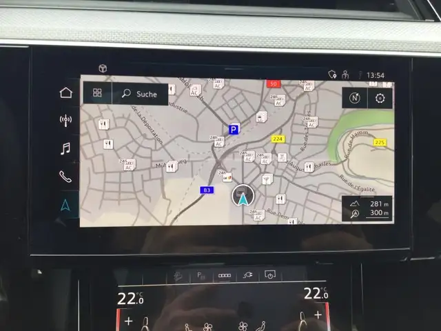 Audi Q8 E-Tron view 10