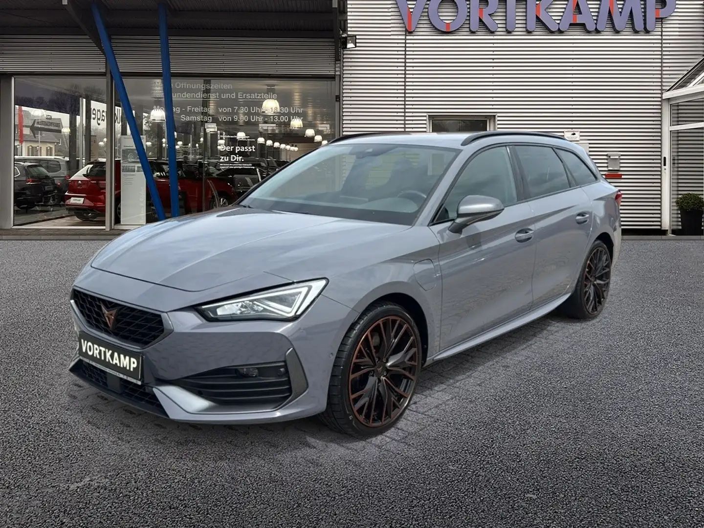 CUPRA Leon SP e-Hybrid Kamera/fullLInk/el.Heckklappe Grau - 2