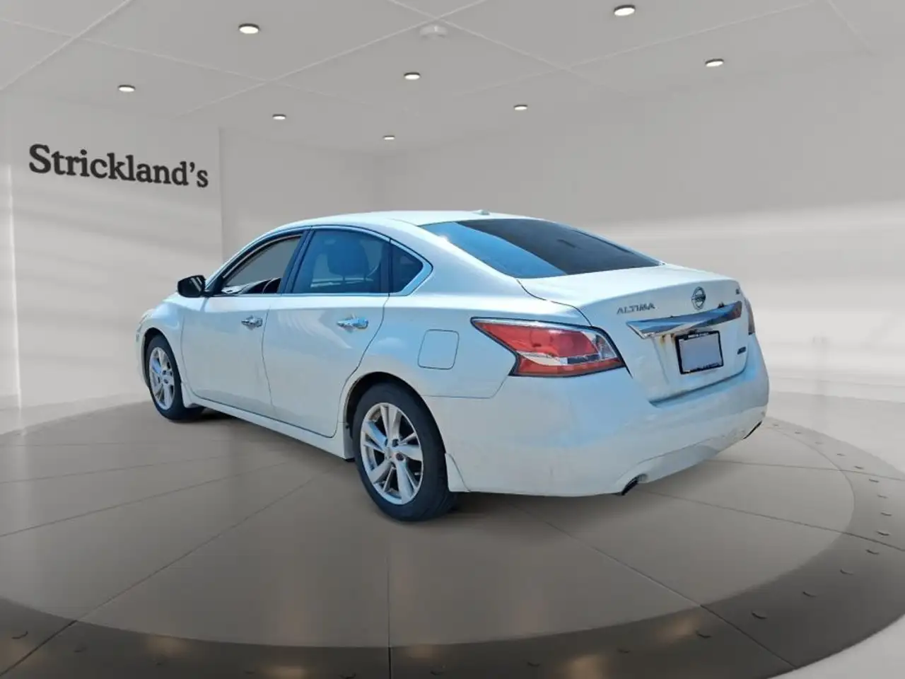 Nissan Altima photo Nissan Altima