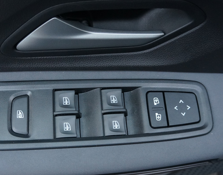Dacia Sandero III*Stepw Extreme+AUTOM*NAVI Klimaautom.Sitzheizun — photo 4