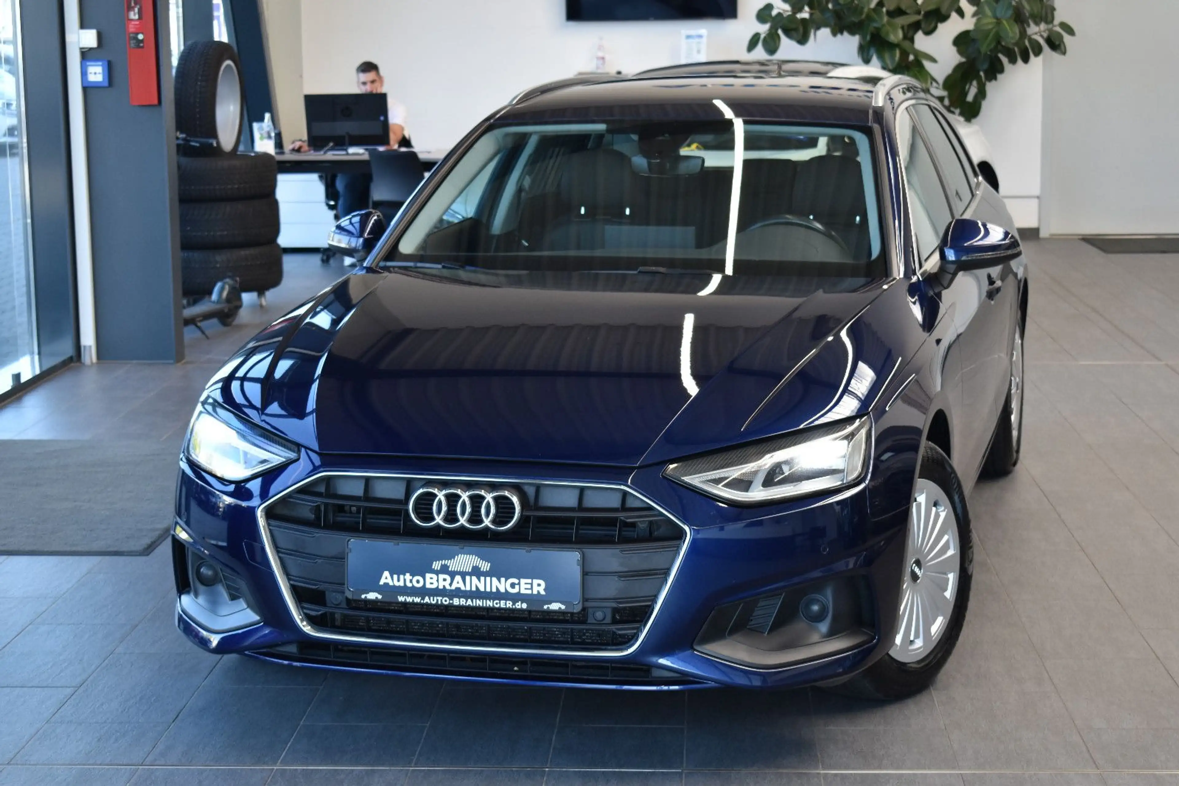 Audi A4 Avant 30TDI S-tronic LED~Nav~DAB~SHZ~Tempomat