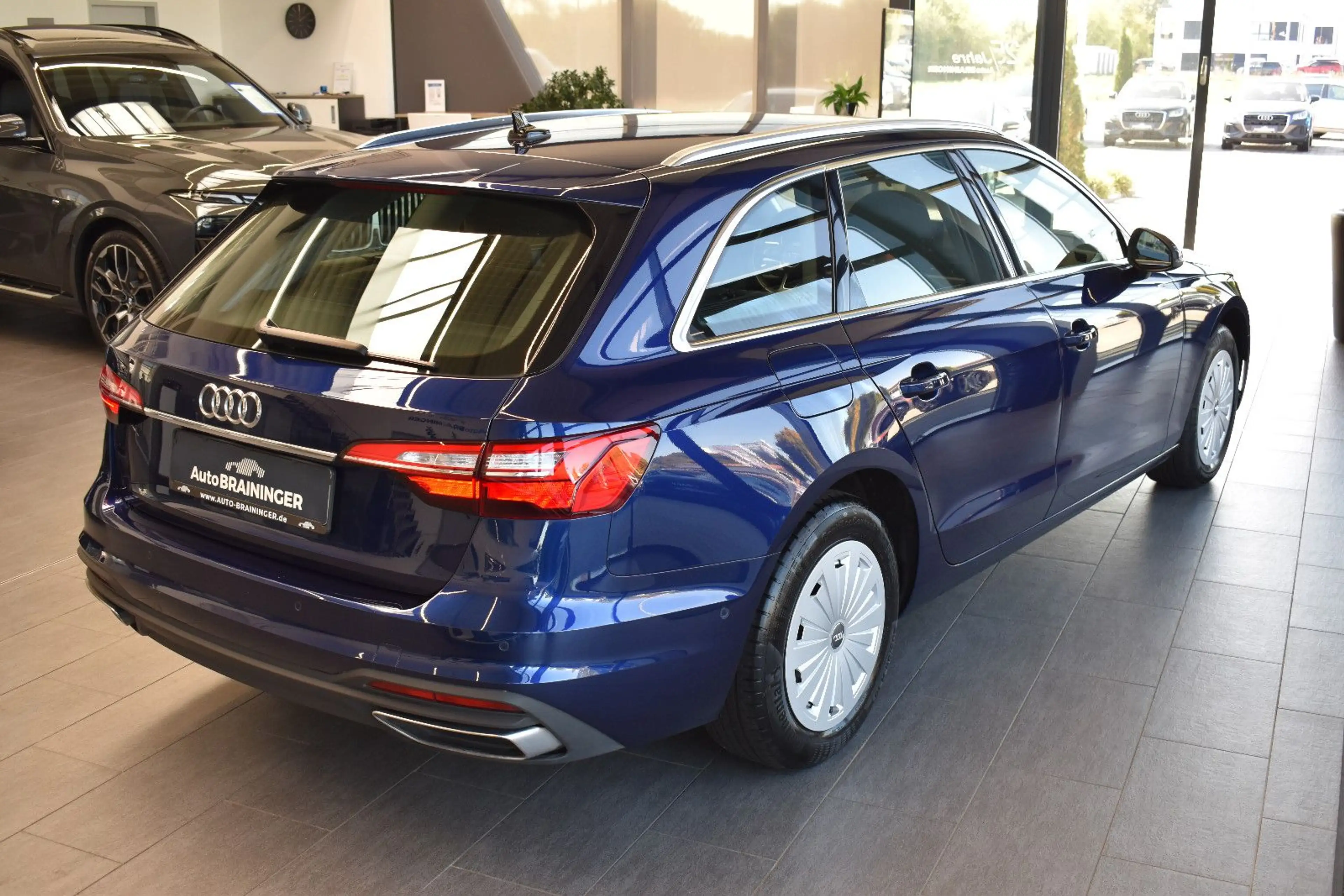 Audi A4 Avant 30TDI S-tronic LED~Nav~DAB~SHZ~Tempomat — photo 2
