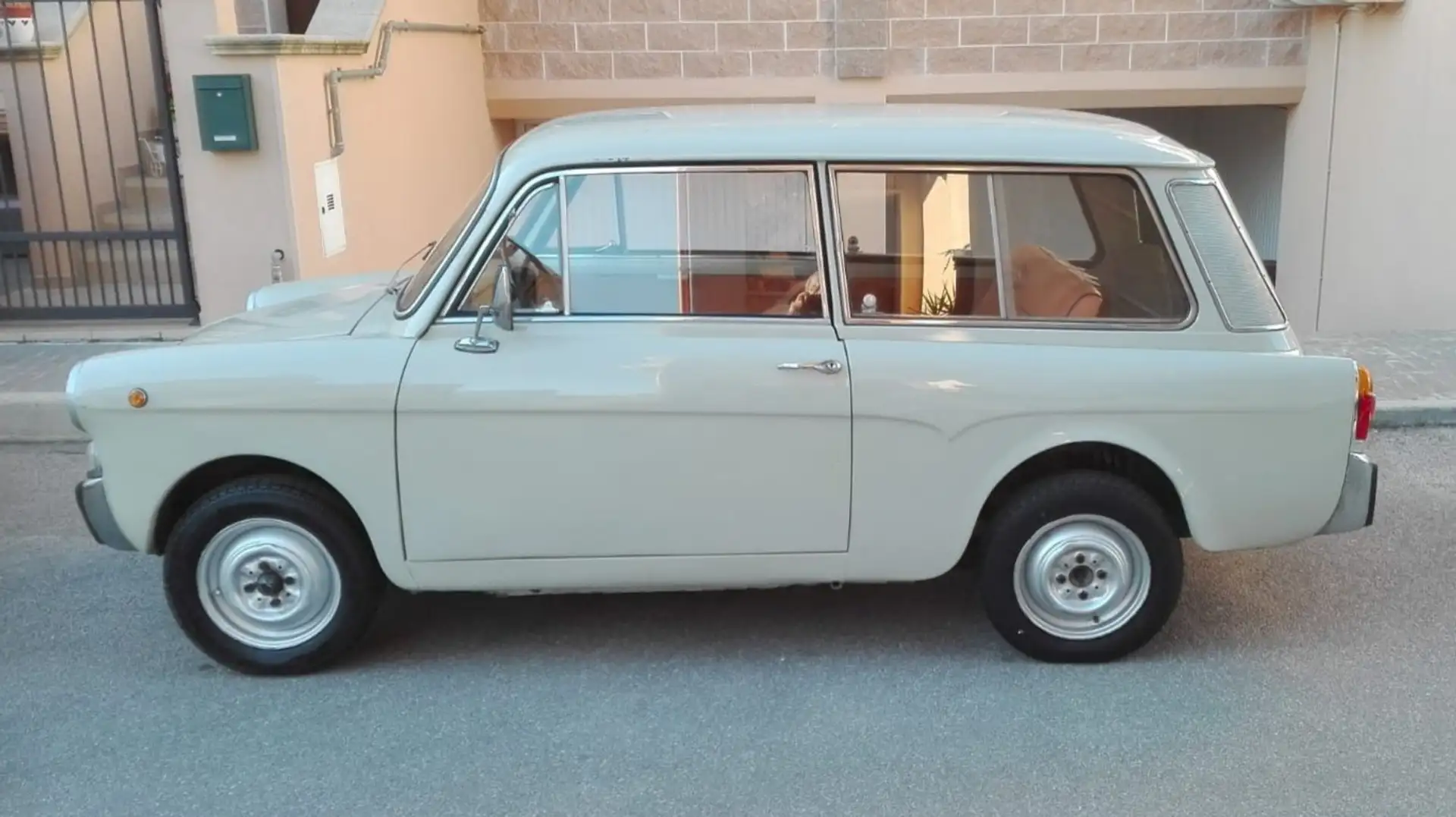 Autobianchi BIANCHINA PANORAMICA 120B Бежевий - 1