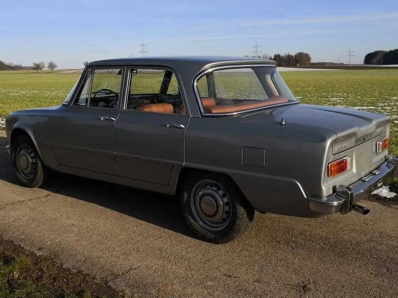 Alfa Romeo Giulia 1300 super, foto 5