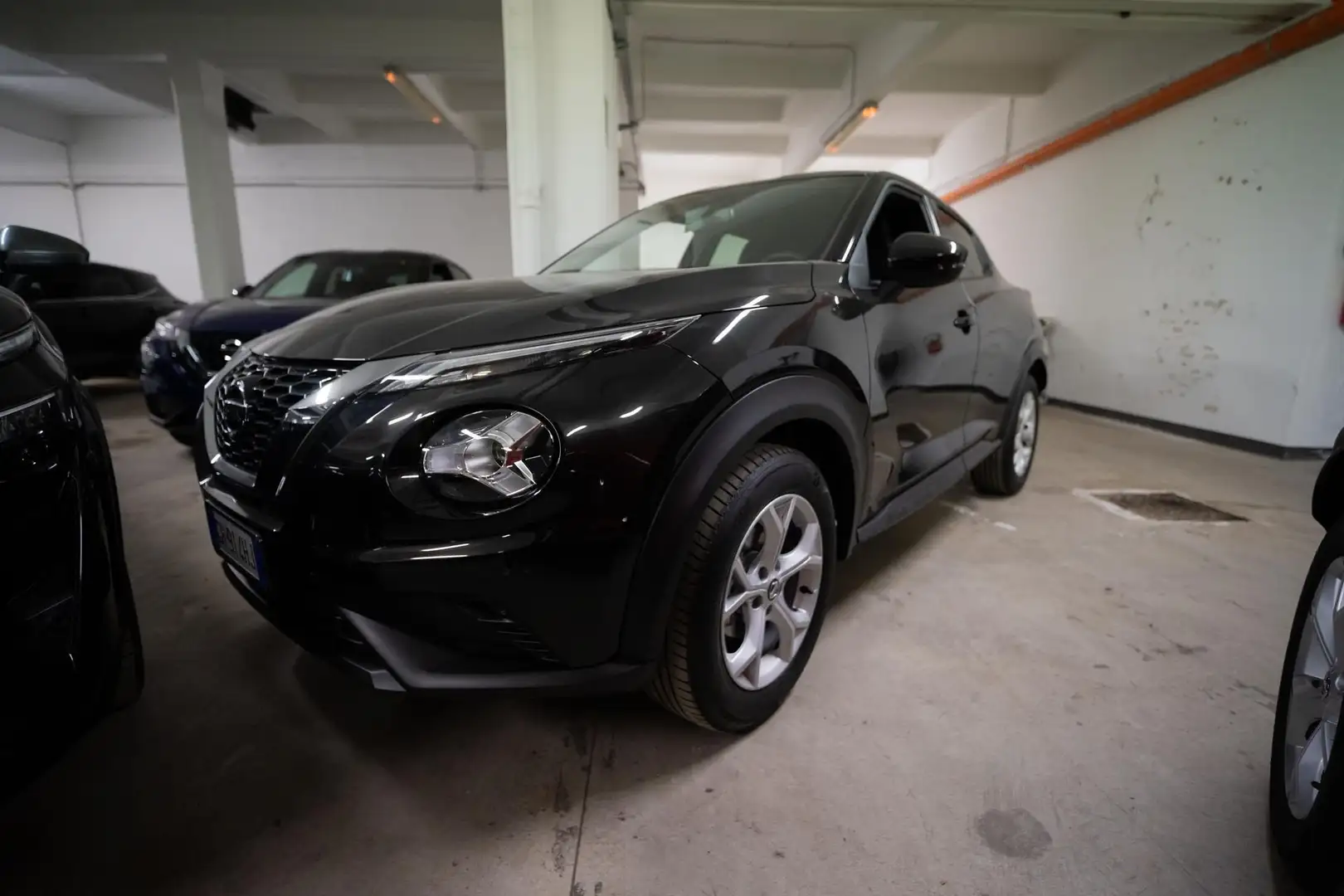 Nissan Juke 1.0 dig-t N-Connecta 114cv - 1