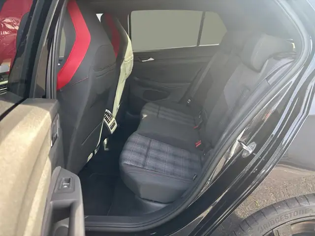Volkswagen Golf view 13