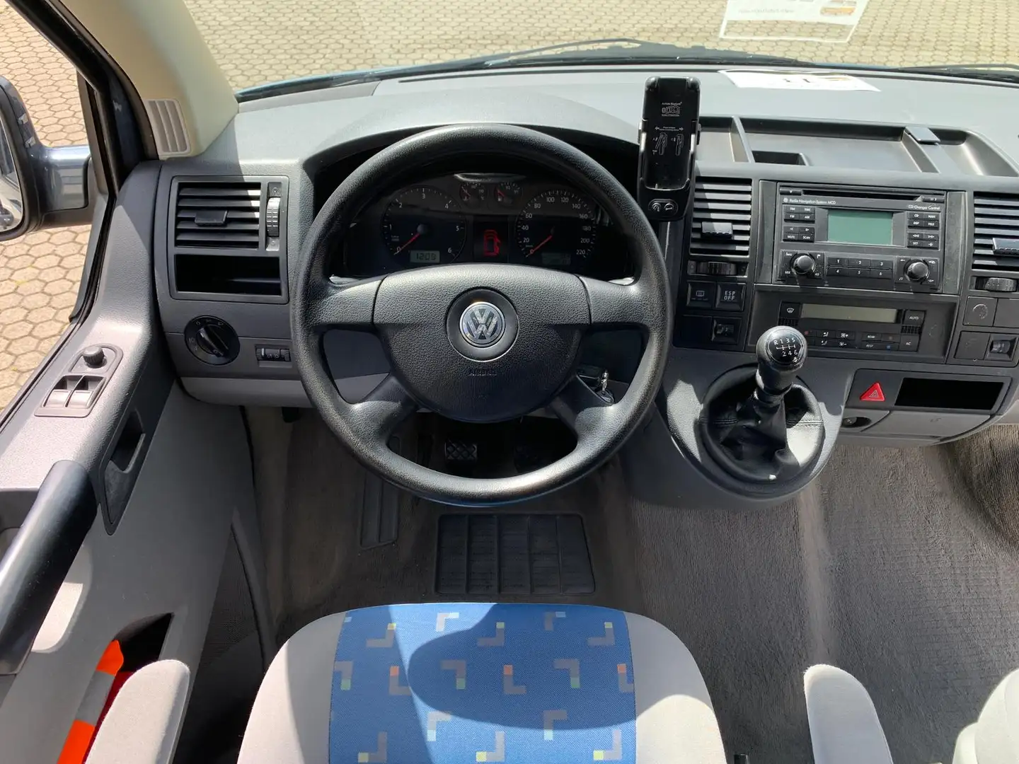 Volkswagen T5 California Beach Aufstelldach Cape2Cape Grijs - 2