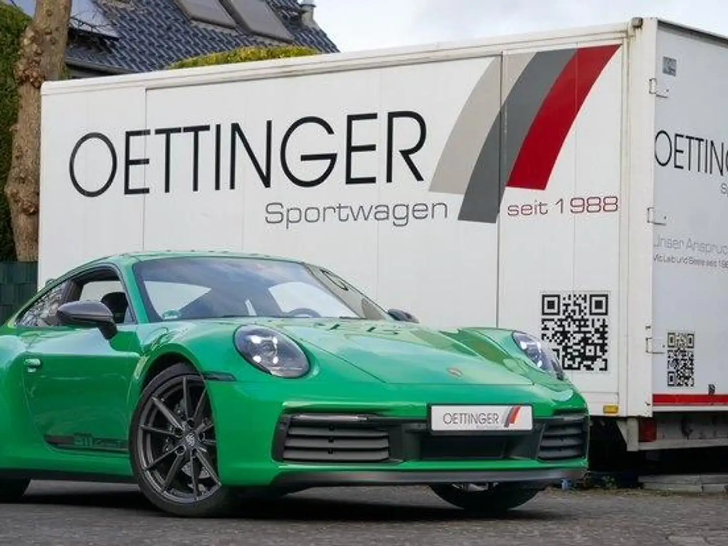 Porsche 992 911 Carrera T Grün - 1