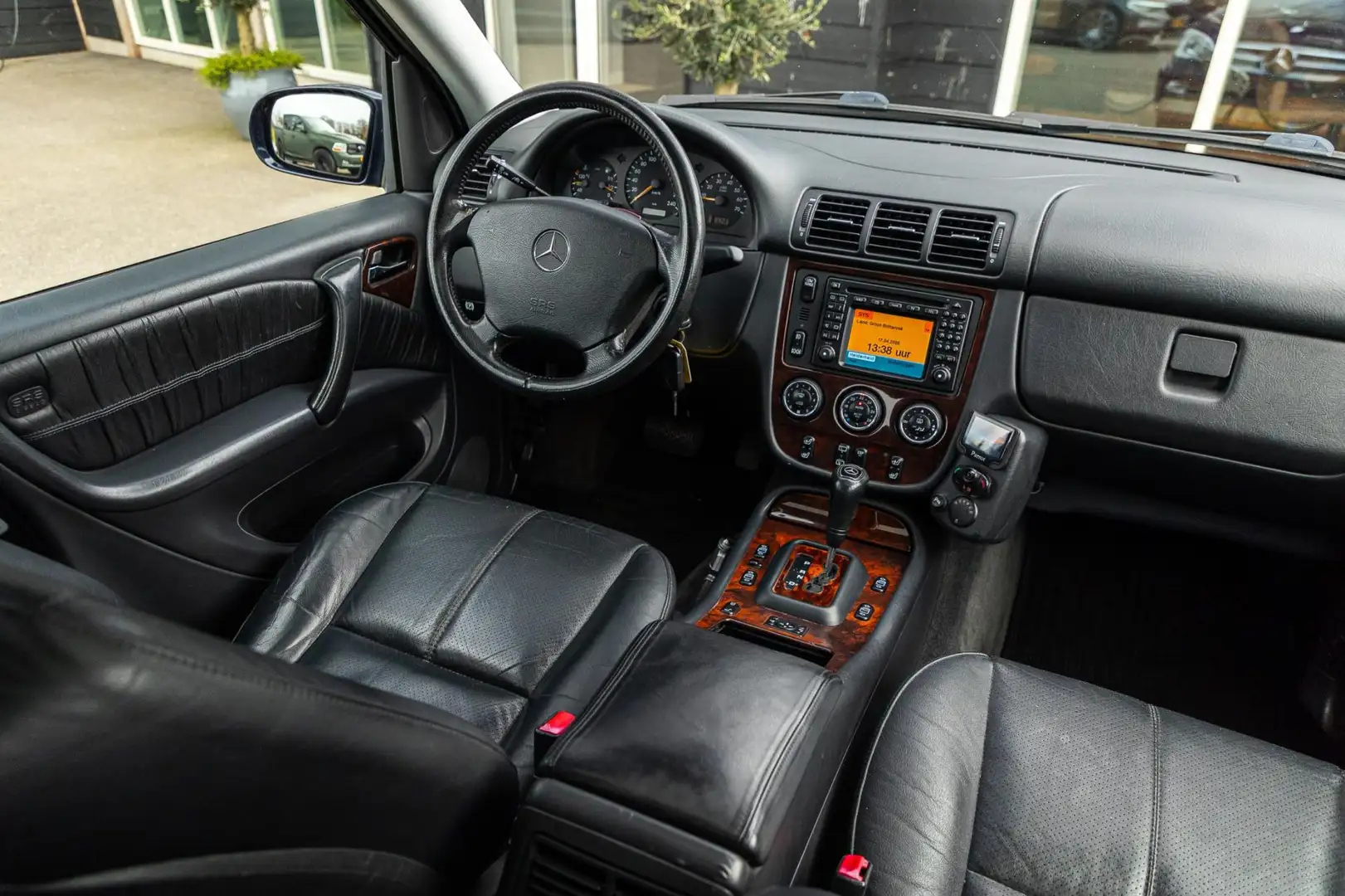 Mercedes-Benz ML 320 M-klasse I NL Auto I Uniek I Leder I Blauw - 2