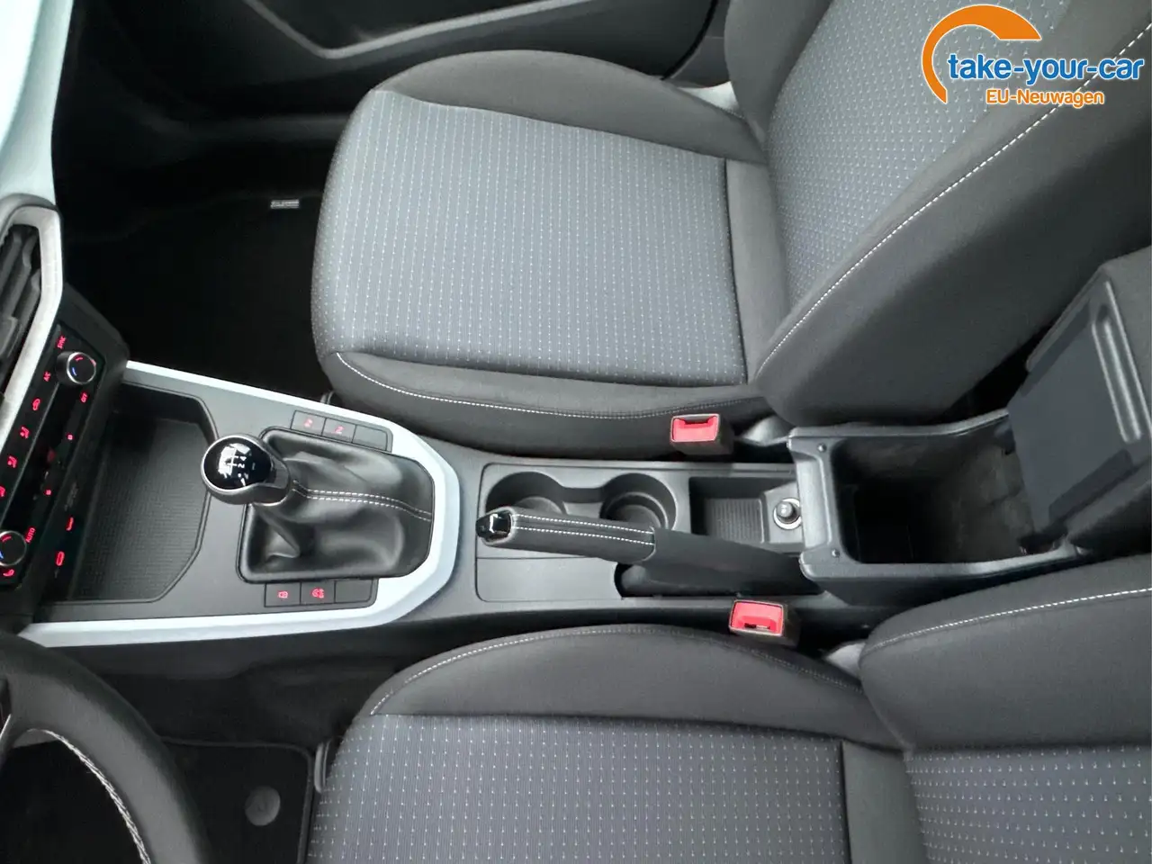 SEAT Arona Vamos 5J GARANTIE+KAMERA+SHZ+KLIMA+PDC+TEMPOMAT... 13