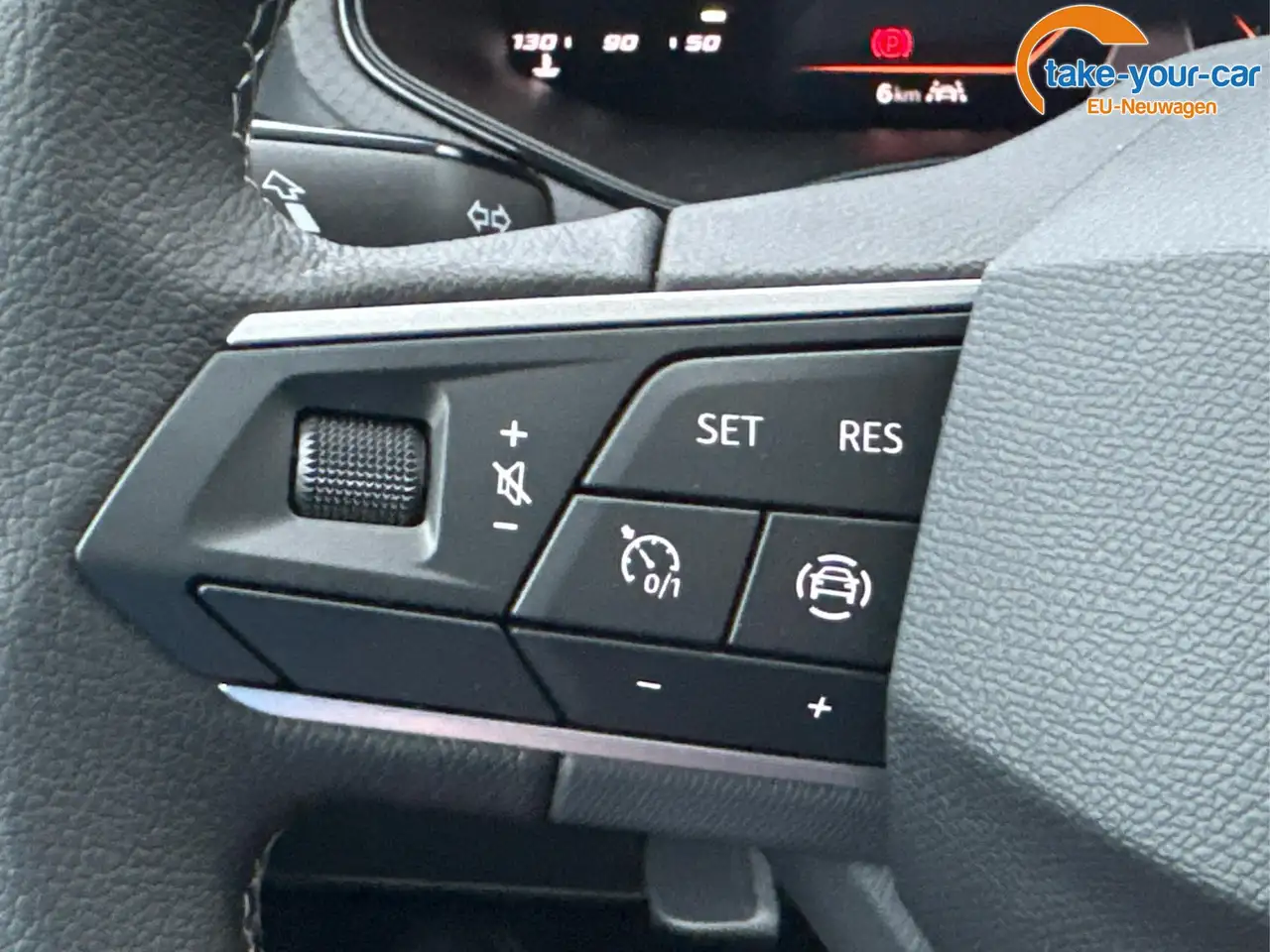 SEAT Arona Vamos 5J GARANTIE+KAMERA+SHZ+KLIMA+PDC+TEMPOMAT... 24