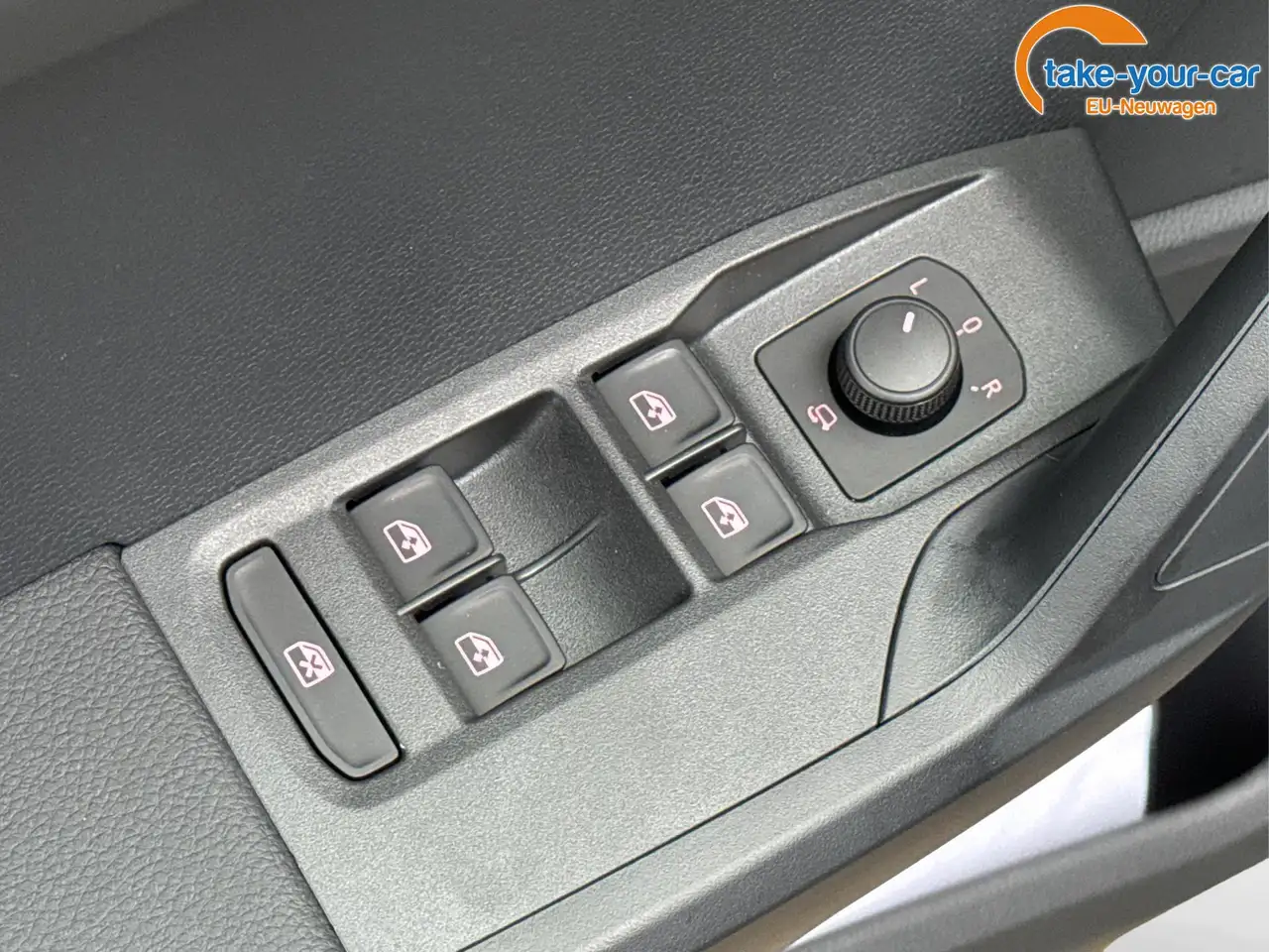 SEAT Arona Vamos 5J GARANTIE+KAMERA+SHZ+KLIMA+PDC+TEMPOMAT... 16