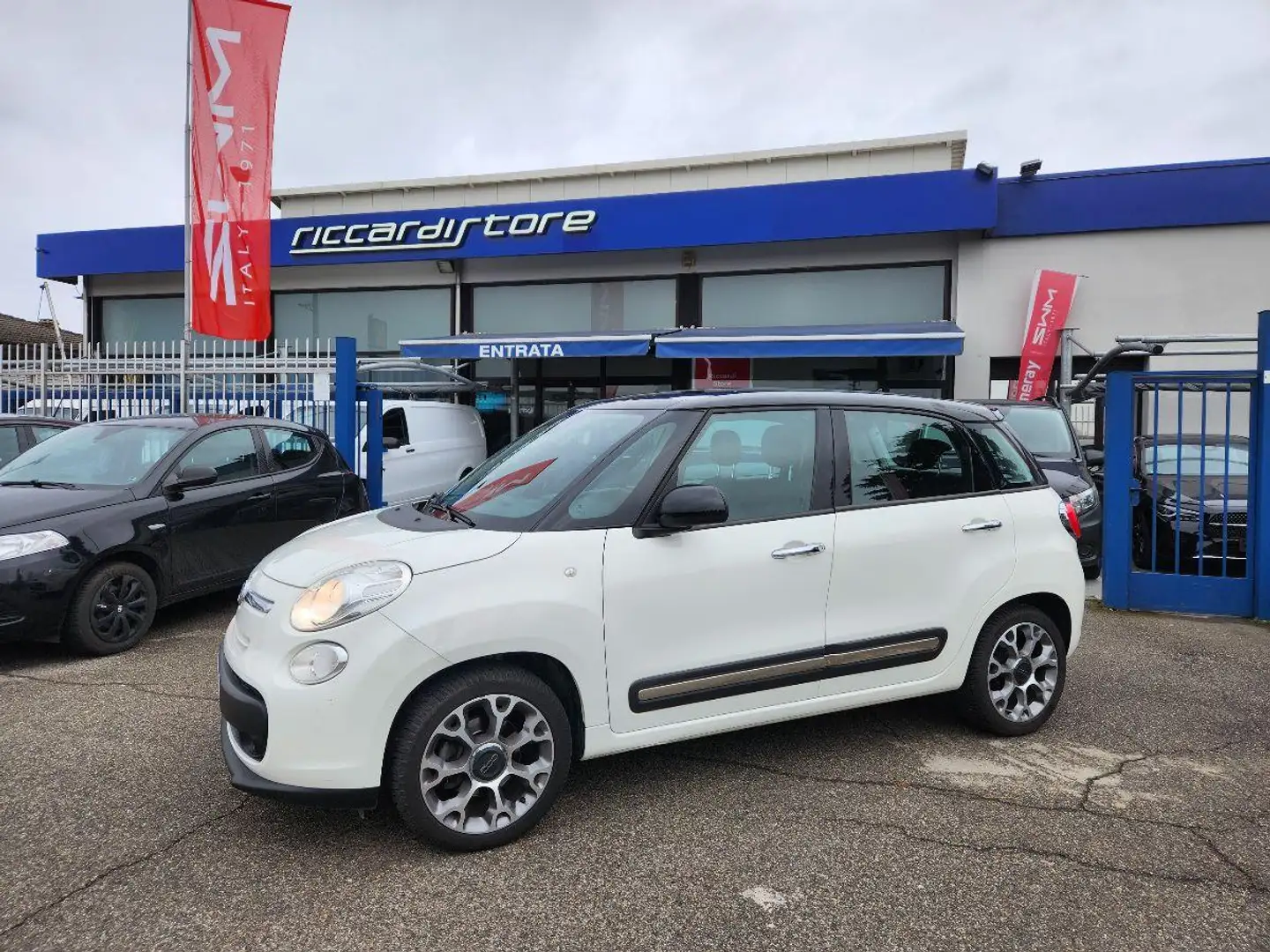 Fiat 500L 1.3 Multijet 95 CV Trekking Bianco - 1