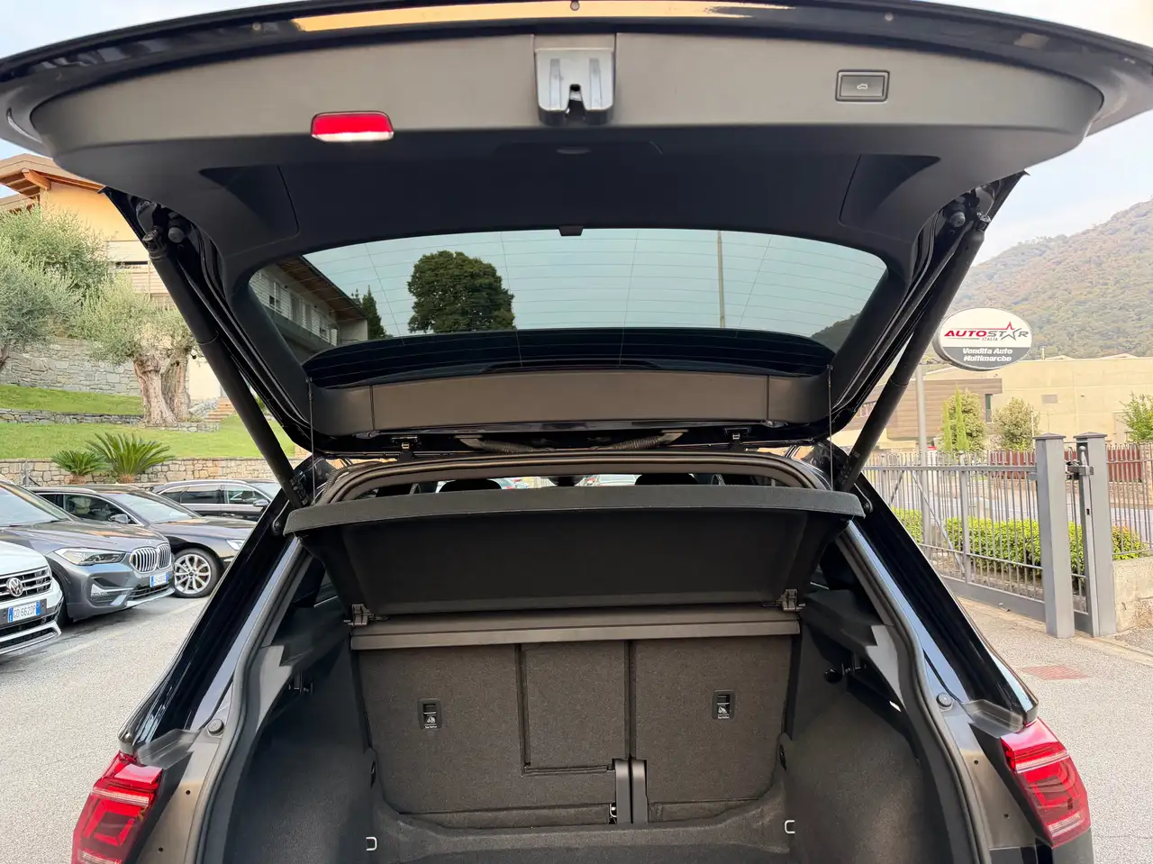 Volkswagen Tiguan II 2023 2.0 tdi R-Line 150cv dsg, миниатюра 9