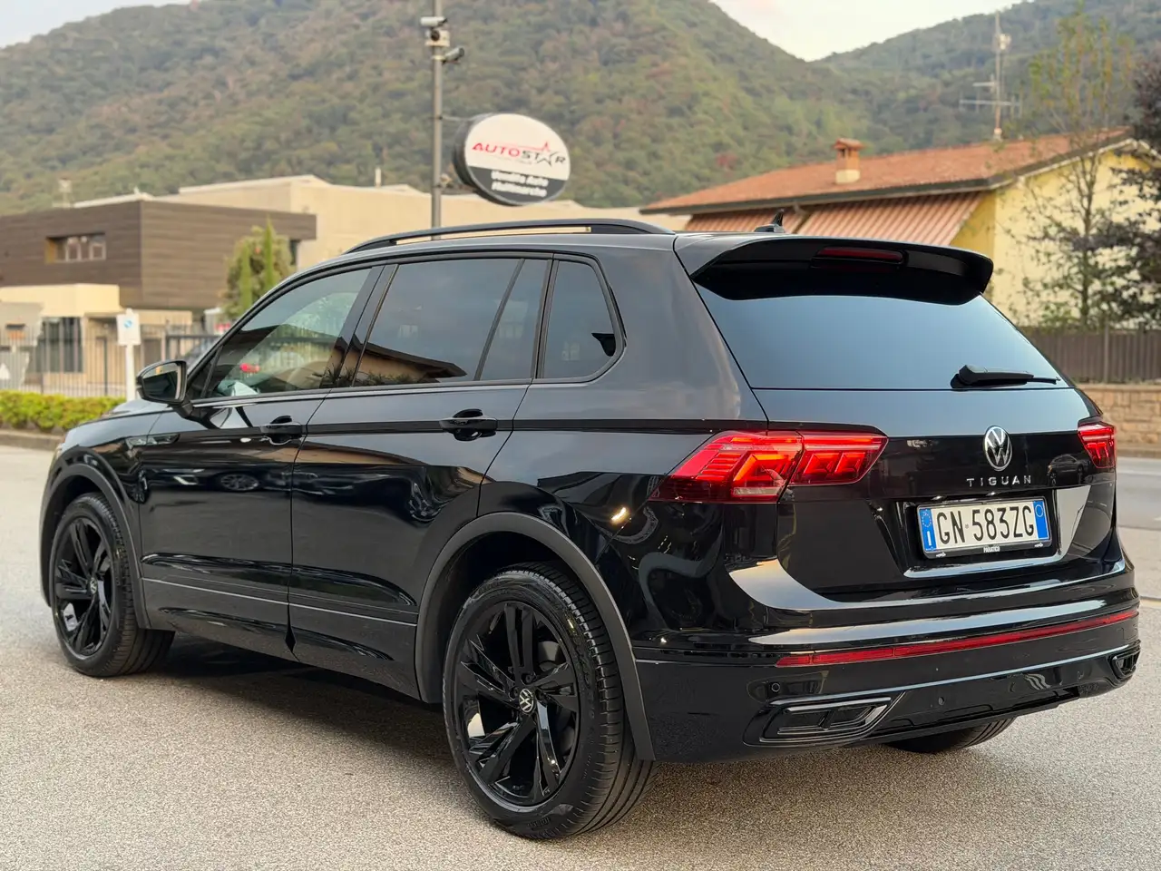 Volkswagen Tiguan II 2023 2.0 tdi R-Line 150cv dsg, миниатюра 6