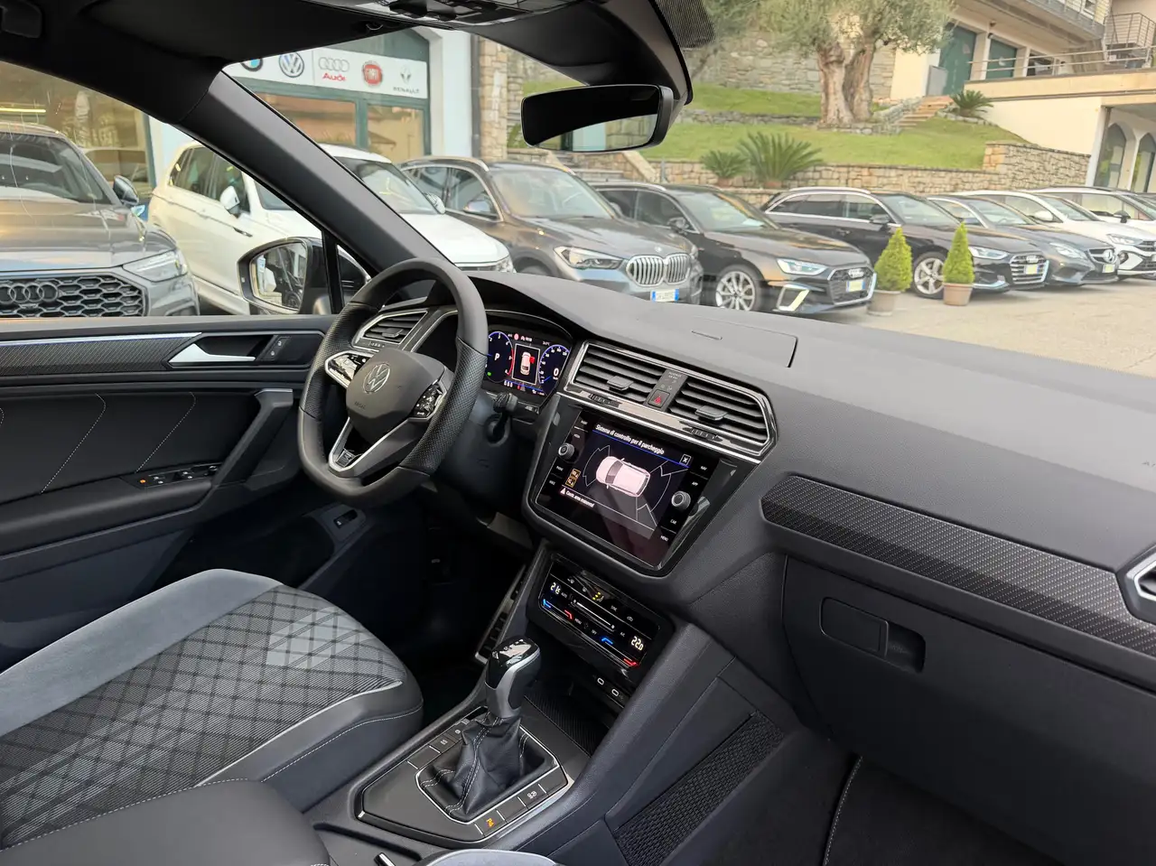 Volkswagen Tiguan II 2023 2.0 tdi R-Line 150cv dsg, миниатюра 14