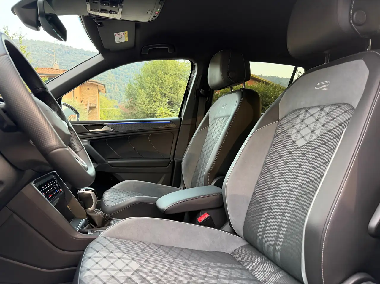 Volkswagen Tiguan II 2023 2.0 tdi R-Line 150cv dsg, миниатюра 15