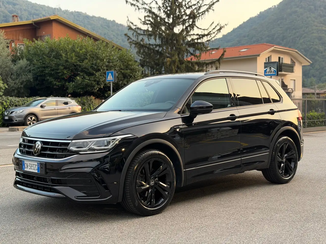 Volkswagen Tiguan II 2023 2.0 tdi R-Line 150cv dsg, миниатюра 3