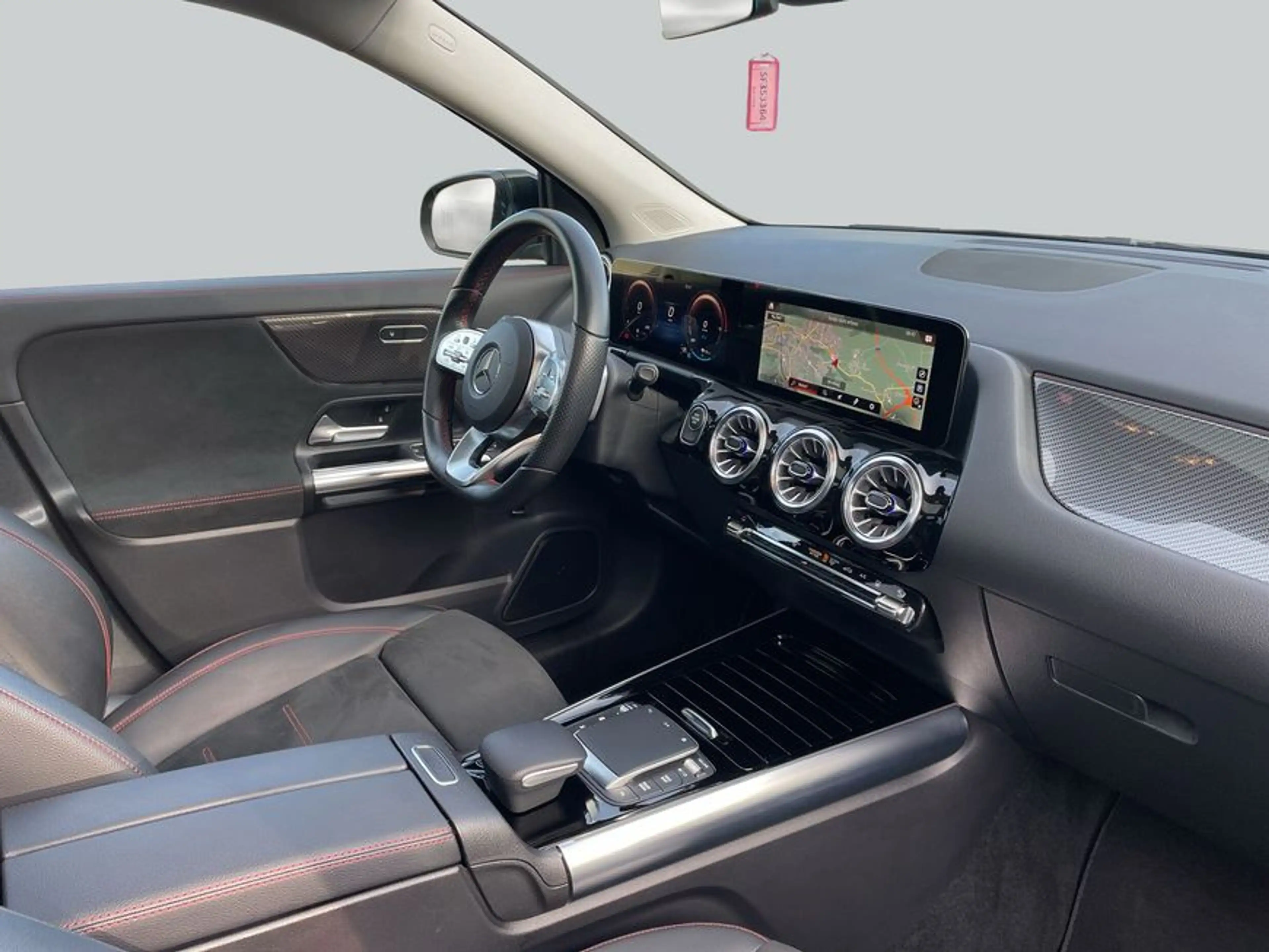 Mercedes-Benz GLA 250 GLA — photo 15