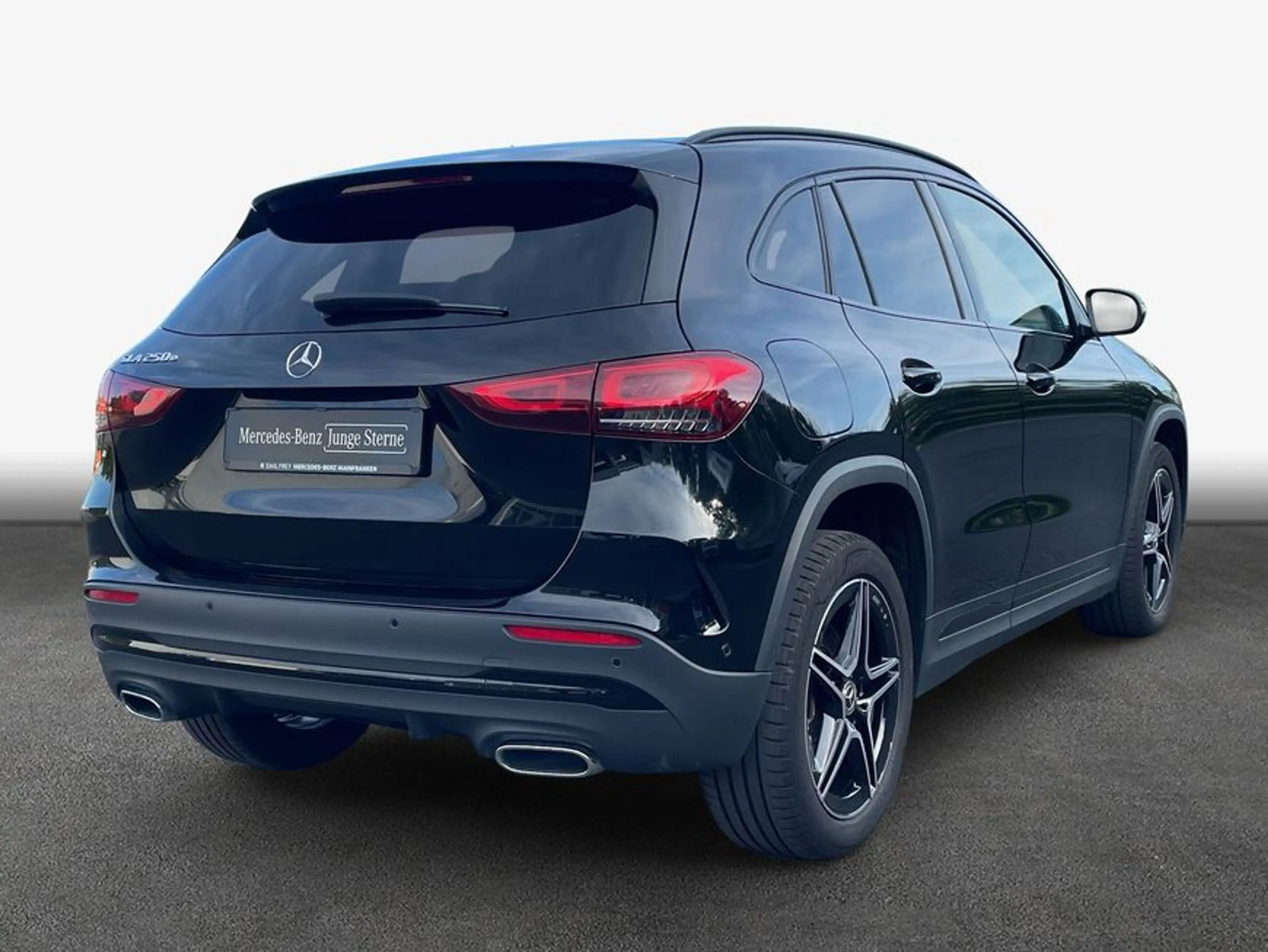Mercedes-Benz GLA 250 GLA — photo 2