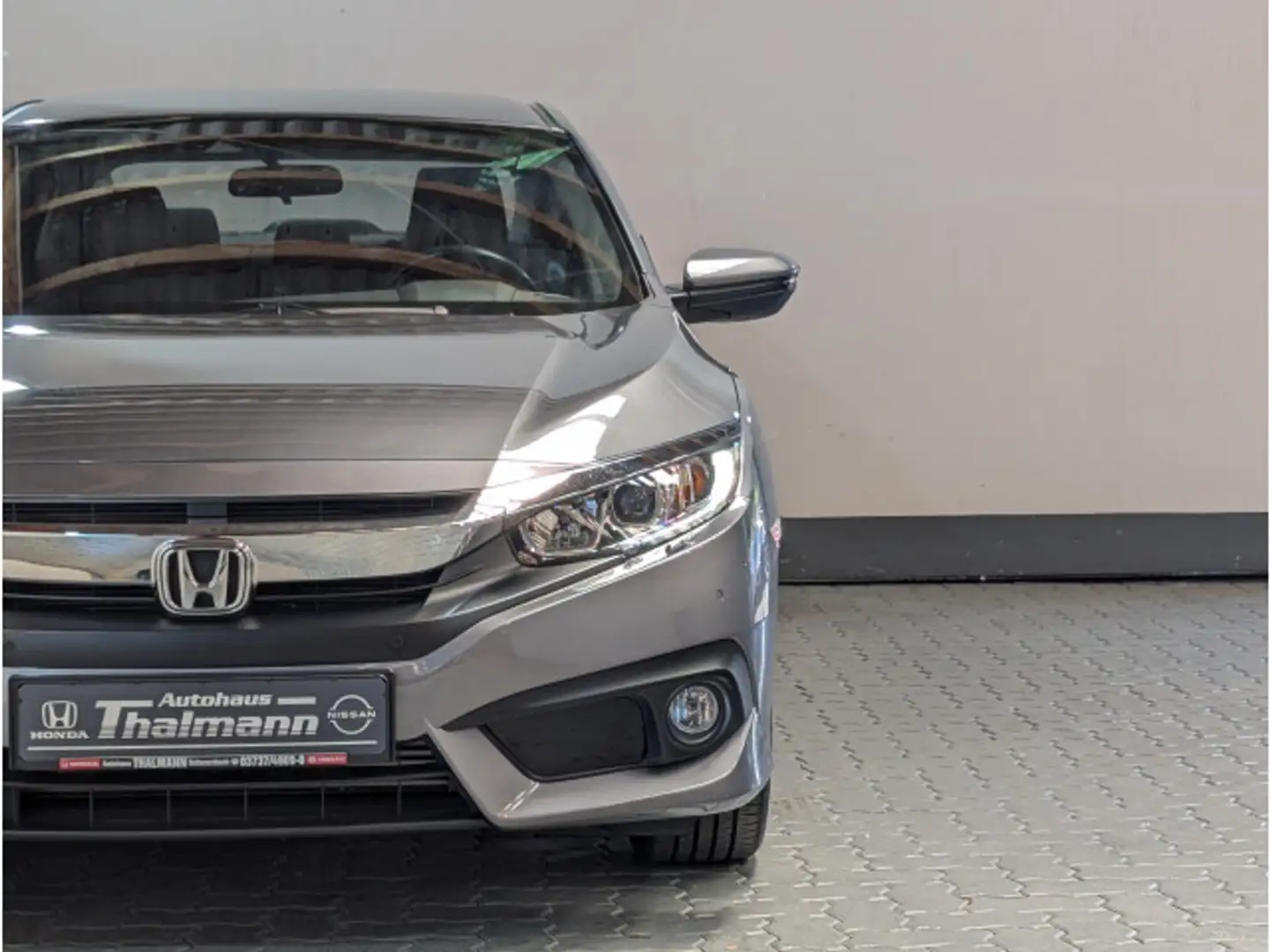 Honda Civic Limousine 1.5i-VTEC T Elegance Grau - 2