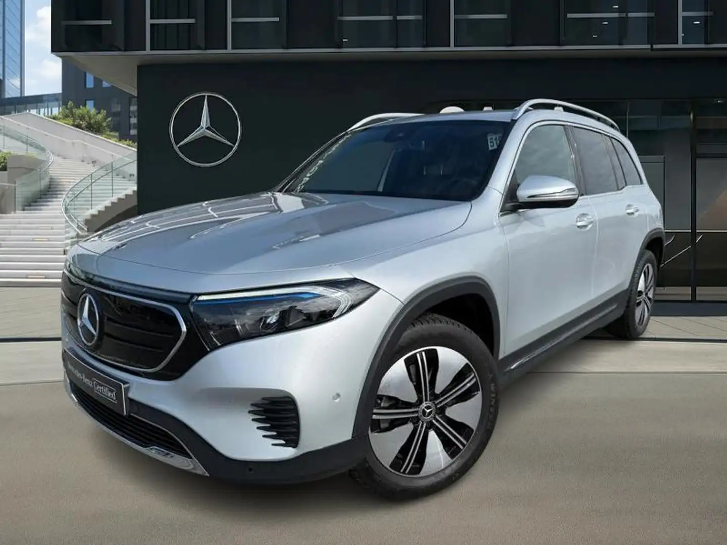 MERCEDES-BENZ Eqb