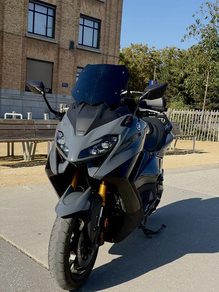 Yamaha Tmax 560