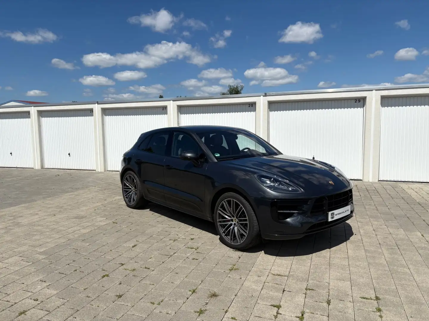 Porsche Macan GTS - 2