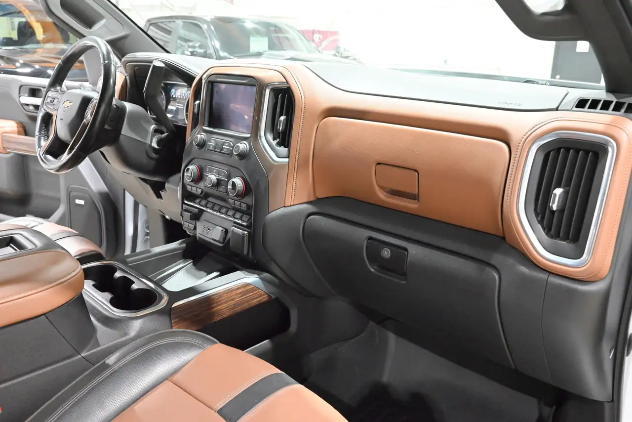 Chevrolet Silverado 1500 снимка Chevrolet Silverado 1500