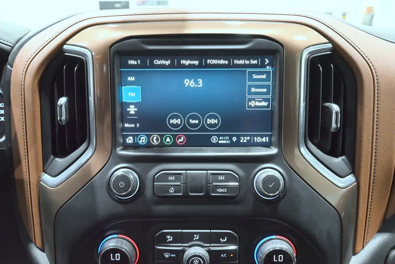Chevrolet Silverado 1500 снимка Chevrolet Silverado 1500